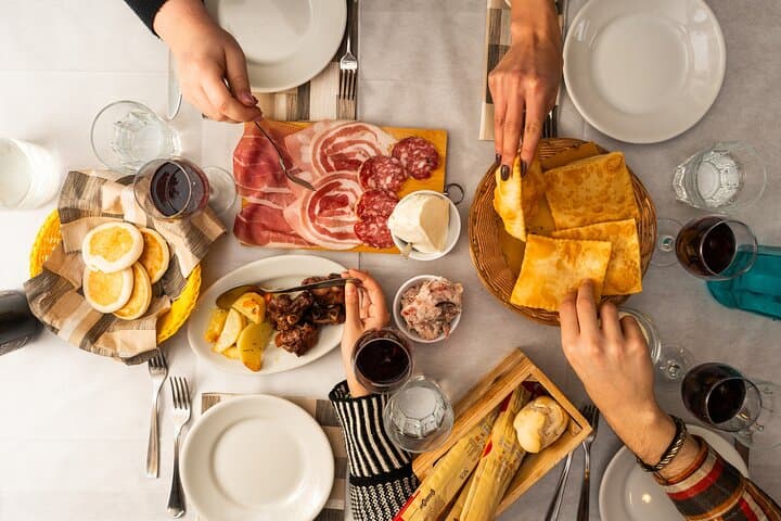 Taste Parma: A Full Meal Walking Food Tour by Do Eat Better