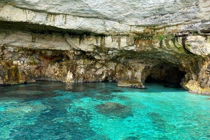 3 hours - Boat Tour to the Caves of Santa Maria di Leuca