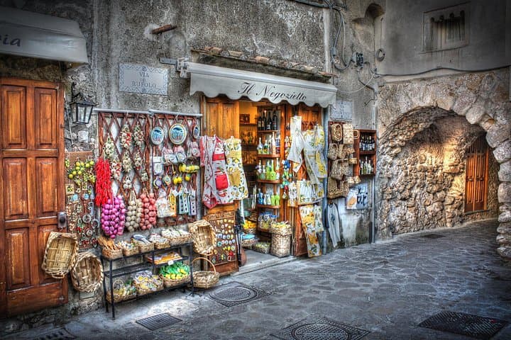 From Naples: Amalfi Coast, Sorrento & Pompeii Day Experience
