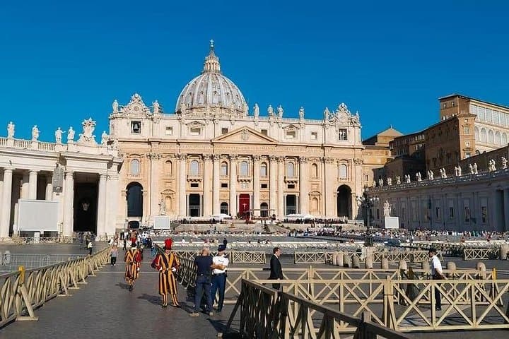 Vatican City: Papal Audience with Hosted Entry