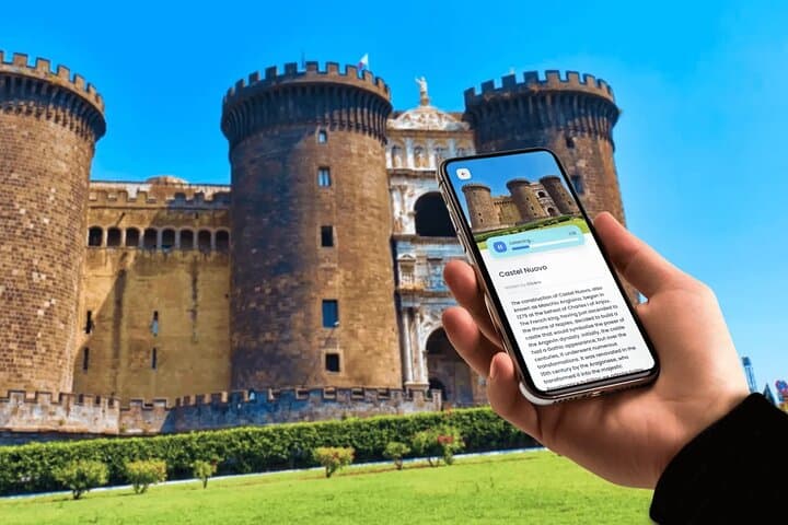 Naples Interactive City Tour
