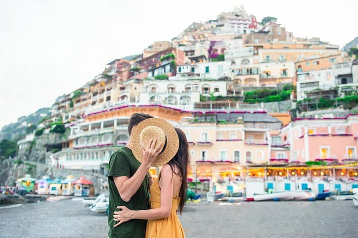 From Naples: Amalfi Coast, Sorrento & Pompeii Day Experience