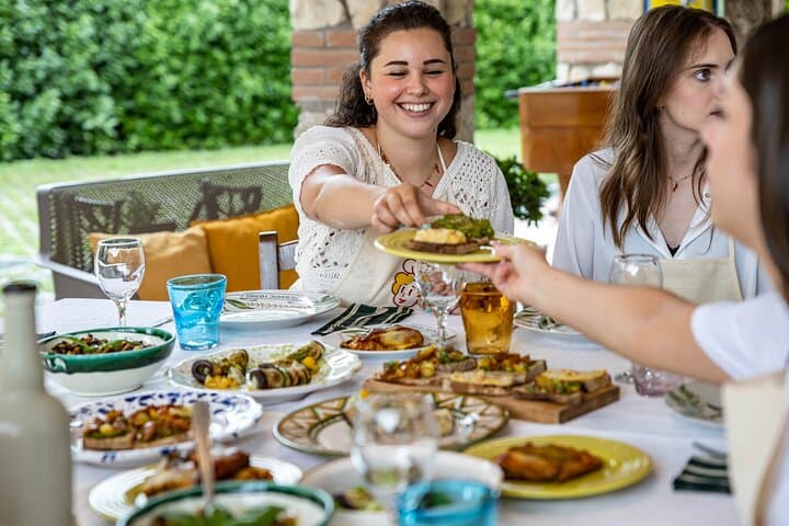 Livorno Walking Tour And Traditional Cooking Class with Wine