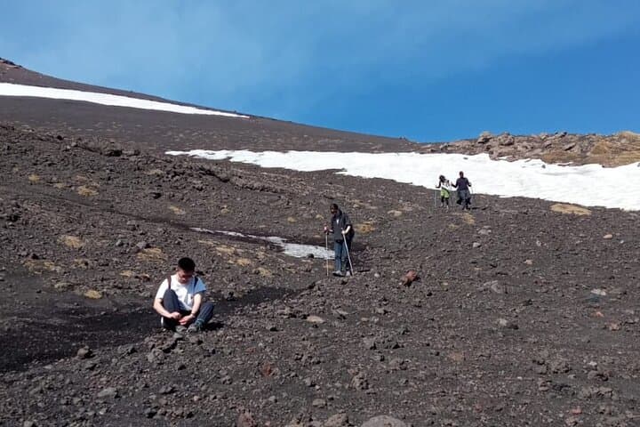 From Catania: Etna Small-Group Tour at 2950 mt with Lunch