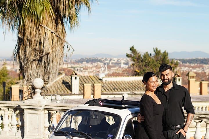Rome Photography service with fiat 500 vintage car