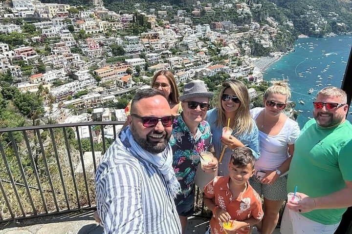 A private tour of the Amalfi and Sorrento Coast is a unique experience that allows you to explore some of the most beautiful destinations in Italy in an exclusive and personalized way.