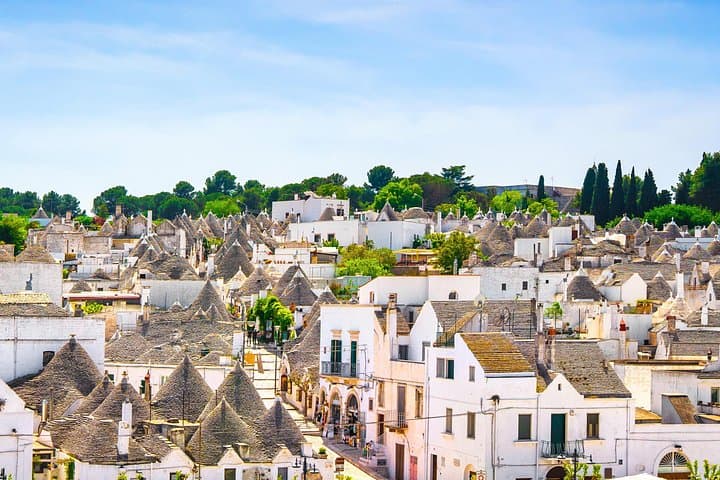 Walk through the Trulli : Guided Walking Tour of Alberobello