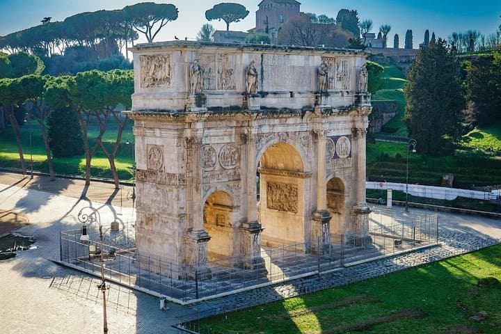 Express Colosseum Semi-Private Tour