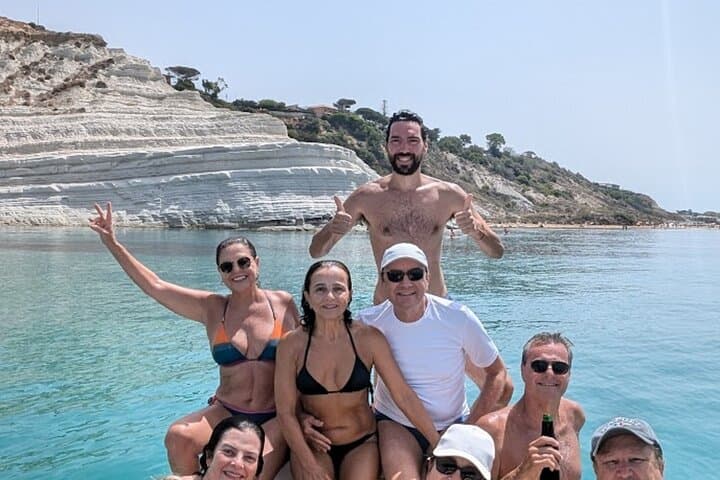 Scala dei Turchi in 3.5 hours, boat tour with stops for swimming