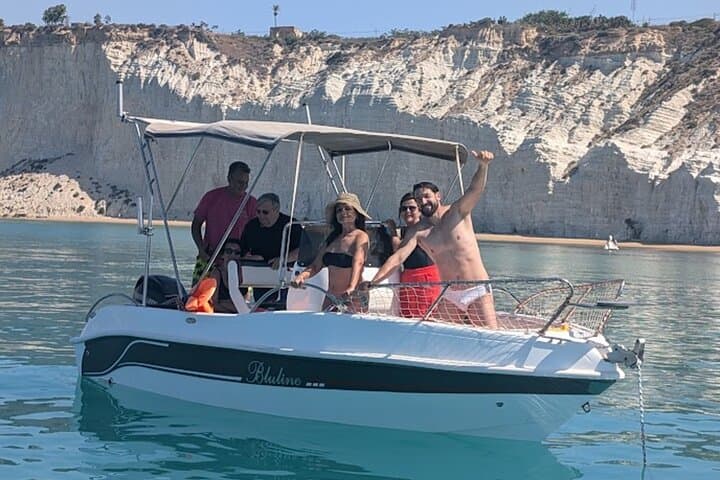 Scala dei Turchi in 3.5 hours, boat tour with stops for swimming