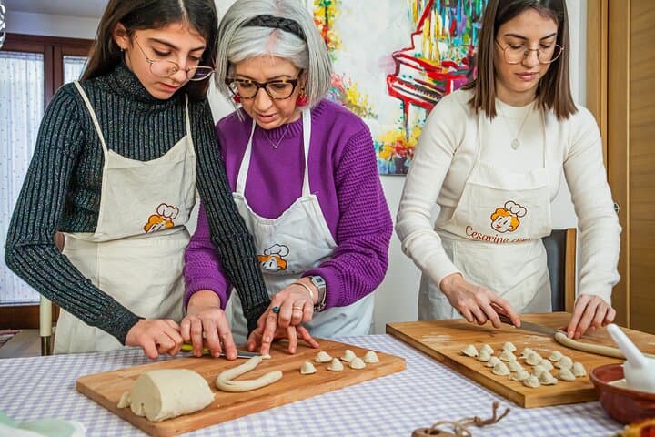 Small Group Pasta and Tiramisu Class in Taormina