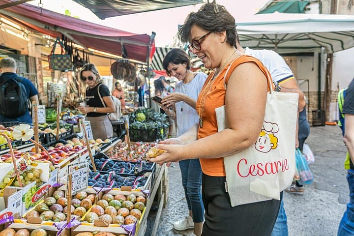 Venice Walking Tour & Traditional Cooking Class with Wine