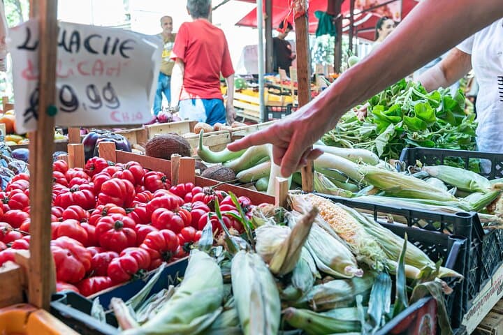 Bari Walking Tour & Traditional Cooking Class with Wine
