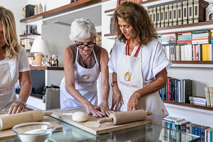 Bari Walking Tour & Traditional Cooking Class with Wine