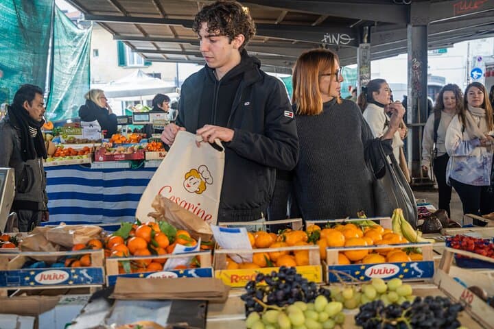 Spoleto Walking Tour & Traditional Cooking Class with Wine