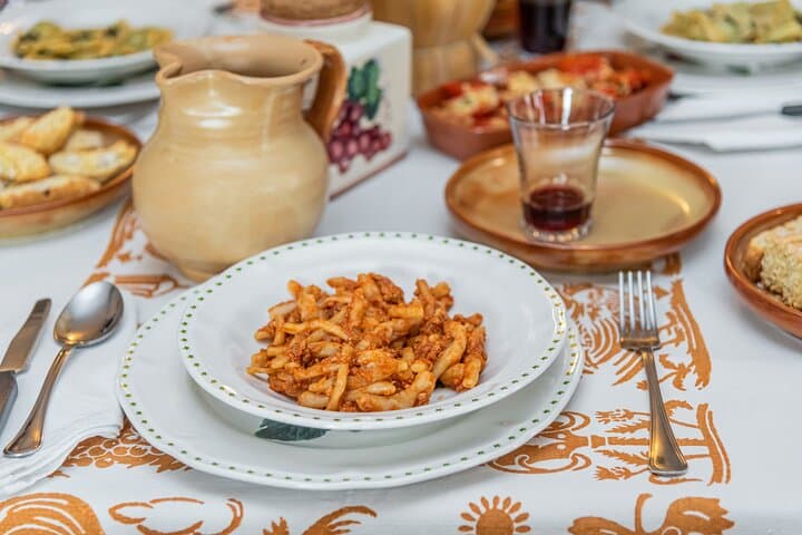 Dining Experience in a Local Home in Piacenza