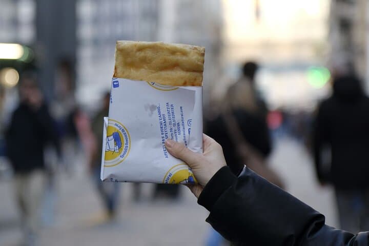 Genoa Bites & Stories: A Tasty City Adventure with a Local