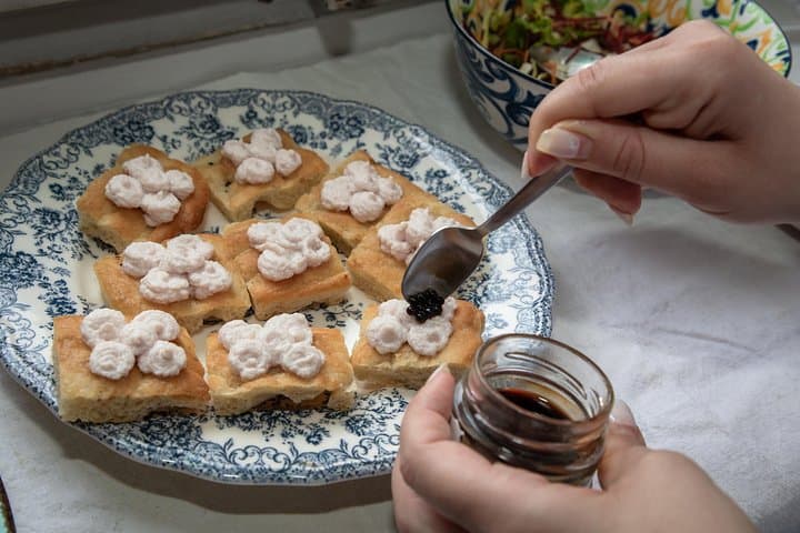 Livorno Walking Tour And Traditional Cooking Class with Wine