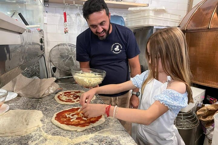 Rome: Neapolitan Pizza Cooking Class in Front of the Vatican