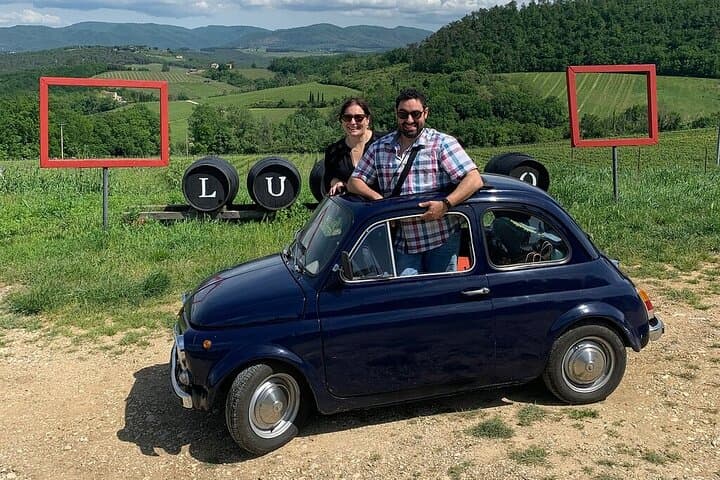 3-hour Vintage FIAT 500 Chianti Classico Private Wine Tour