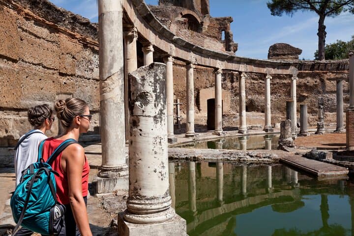 Rome to Villa Adriana Private Day Trip by Train with Tickets