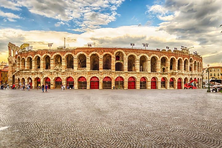 Milan to Verona Private Transfer with English-Speaking Driver