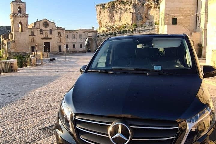 Private transfer to and from Matera to Bari