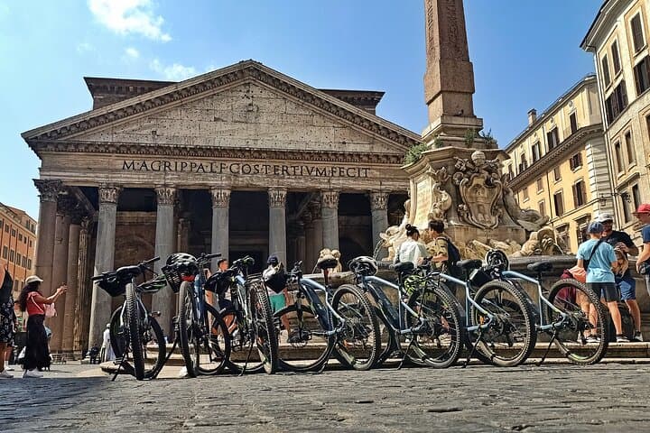 5 days between Rome and Umbria: with private transfer and e-bike tour
