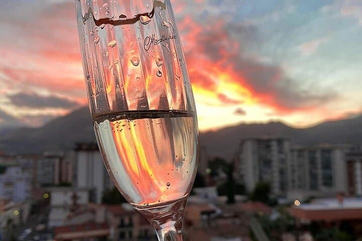 Sicilian Dinner & Tarot – A Magical Night of Wine & Laughs