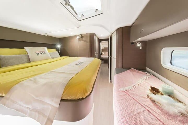 Triple room with sea view