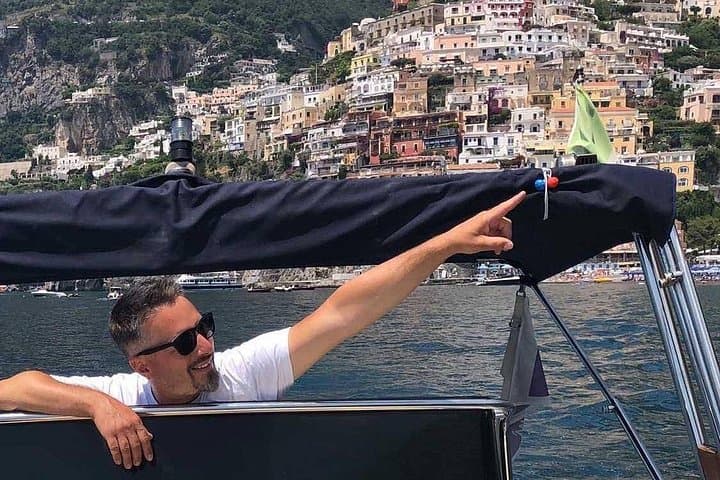 Private Golden Hour on the Amalfi Coast: A Scenic Boat Experience