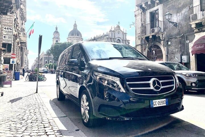 Private Transfer from Siracusa to Catania Airport Mercedes