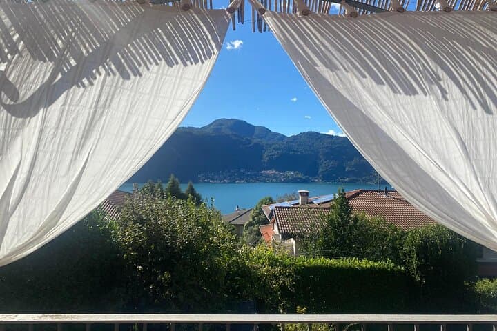 Lake Como Market Tour & Cooking Class with Annamaria