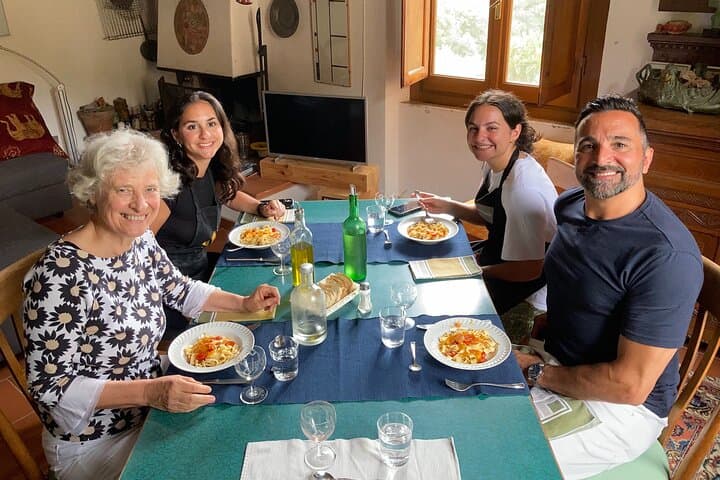 PRIVATE Tuscan Cooking Class in Fabio's Florence Countryside Home