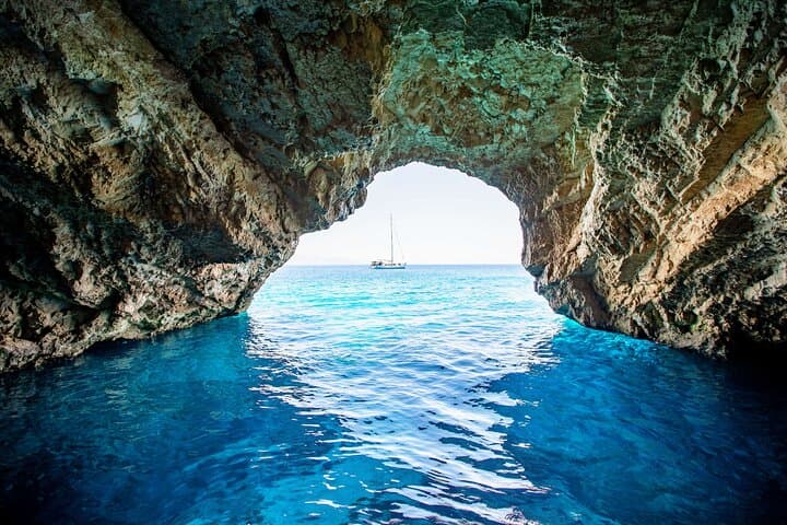 Capri Island Boat Tour from Sorrento