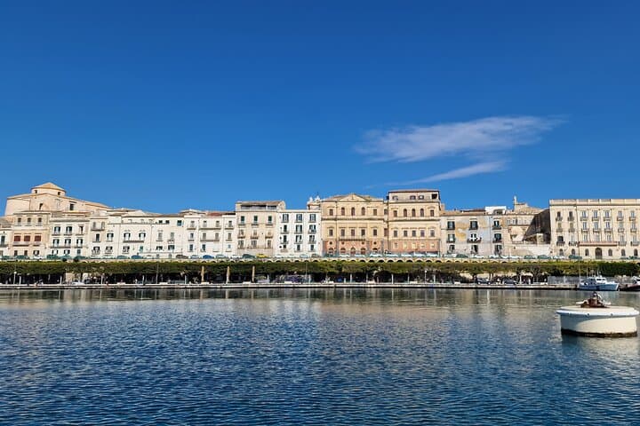 Syracuse Boat tour of Ortigia and Sea Caves with swimming stop