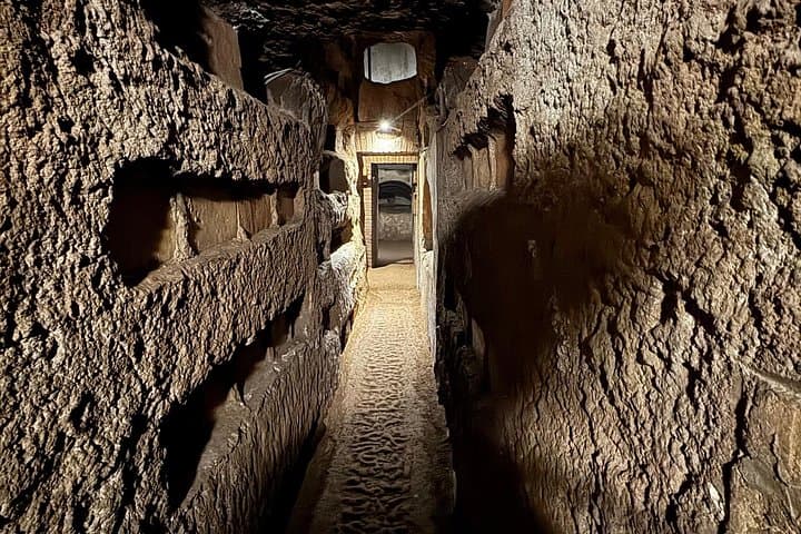 Rome Underground Tour: Catacombs, Crypts & Secrets with Transfers