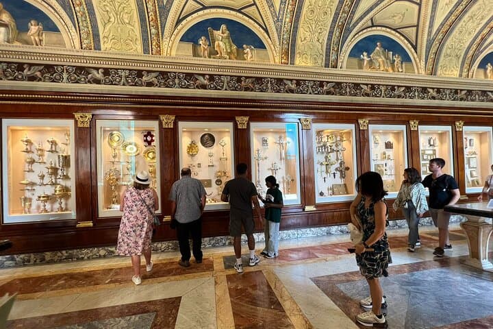 Rome: Vatican Museum and Sistine Chapel Reserved Entry