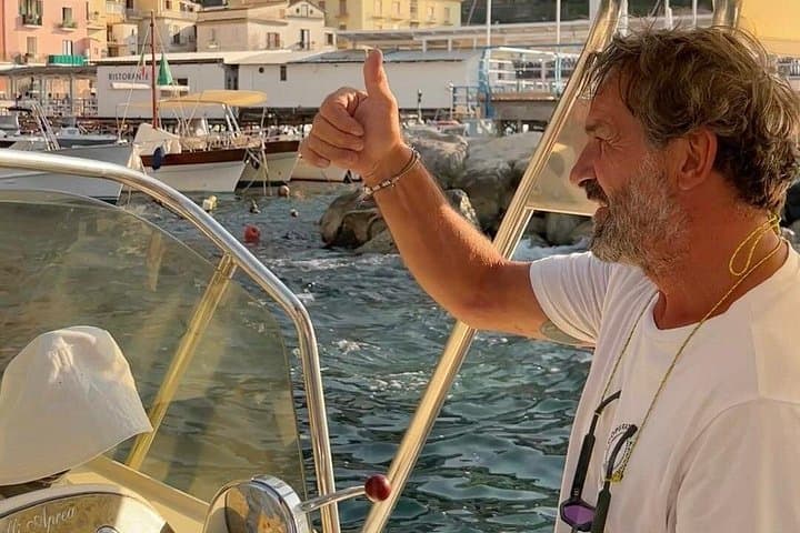 Sorrento Private Coastal Escape by Boat