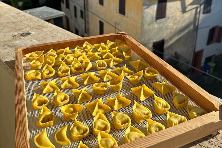 Pasta Cooking Class Truffle and Local Wine
