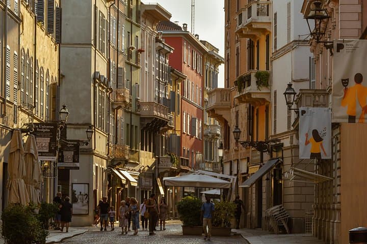 Explore Parma in 60 minutes with a Local