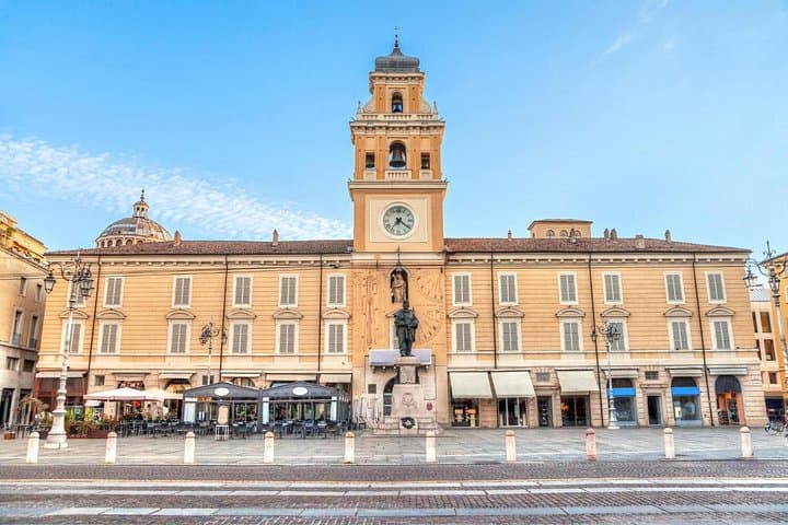 Explore Parma in 60 minutes with a Local