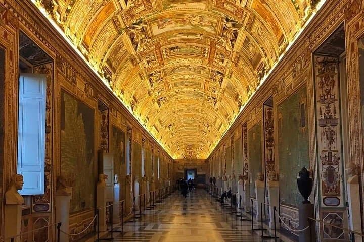 Vatican & Sistine chapel No Line Guided Tour