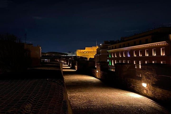 Vatican Papal Tunnel and Castel Sant’Angelo Experience