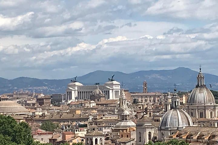 Vatican Papal Tunnel and Castel Sant’Angelo Experience