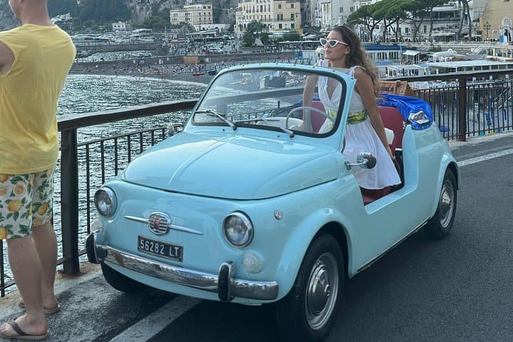 Amalfi Private Photo Tour on Board a Fiat 500 Vintage