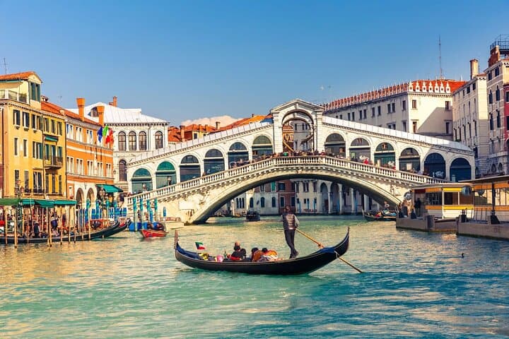 From Florence to Venice Private Tour Lunch Included