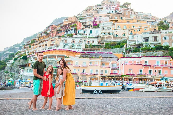 Private transfer: Naples to Positano, 2h in Vesuvius or Pompeii