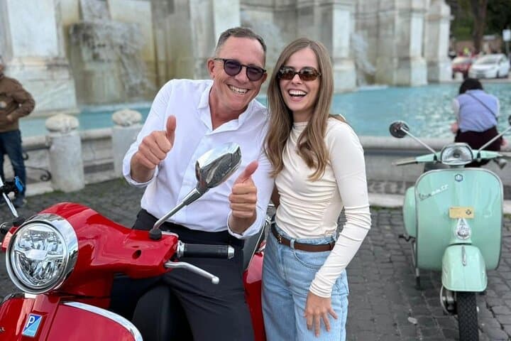 Explore Rome By Vespa