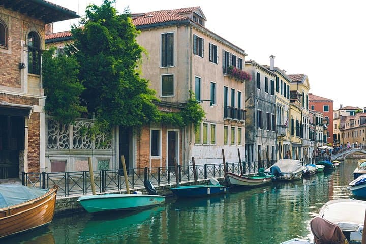 Semi-Private Venice Gondola Tour on the Grand Canal